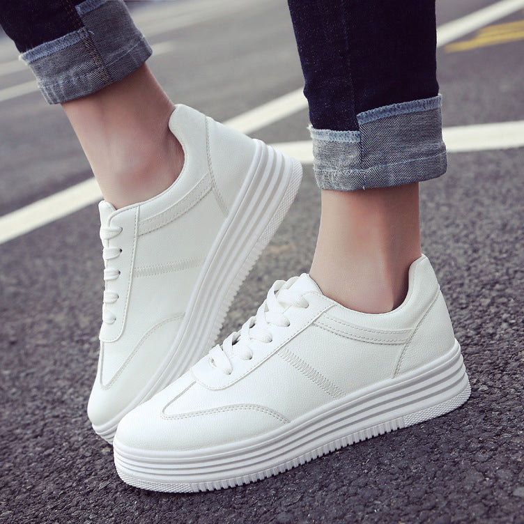 Jessie - Classic White Sneakers