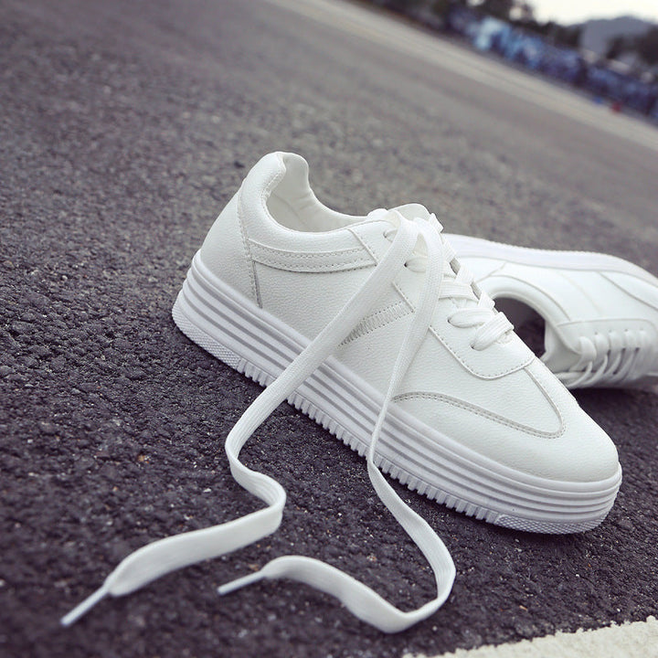 Jessie - Classic White Sneakers